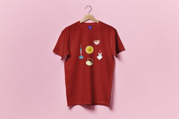 T-shirt long à manche courte avec un des motif d'Hongdae Station, il est de couleur rouge