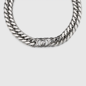 Chaine en maille gucci de couleur grise