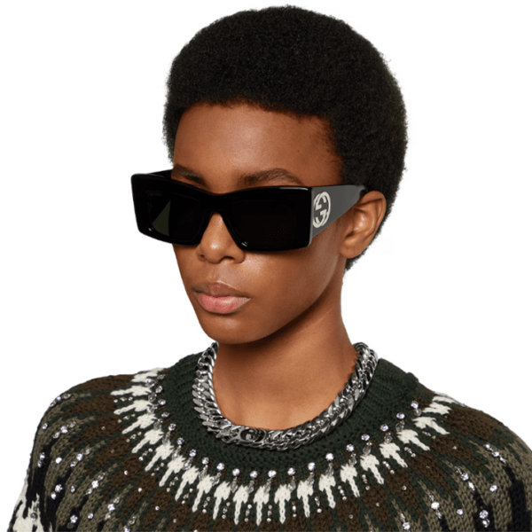 Chaine en maille gucci de couleur grise