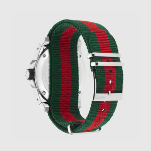 Montre Gucci Dive, 45 mm, avec bracelet rouge et vert