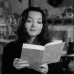 gif femme surprise.