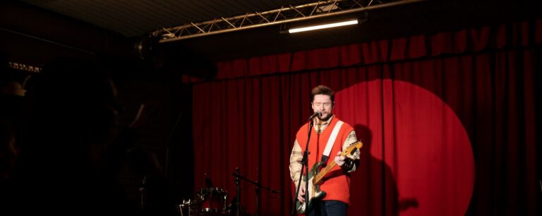 guitariste sur scène
